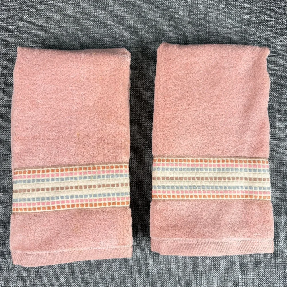Ames Vintage Hand Towels Set of 2 Pink Geometric Border Cotton Blend